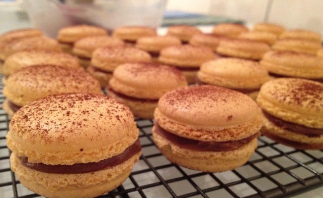 bánh macarons