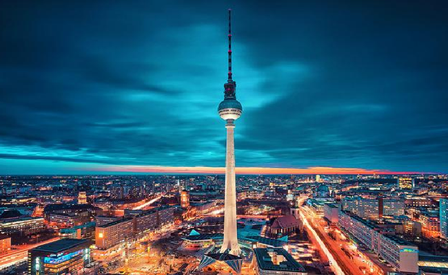 Fernsehturm- Tháp truyền hình Berlin