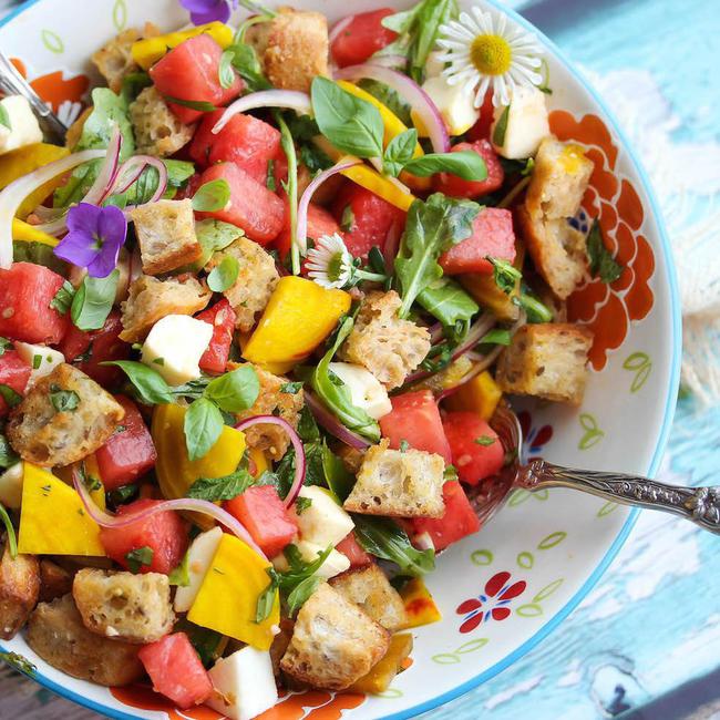 Món salad Panzanella, món độc đáo trong văn hóa ẩm thực Florence