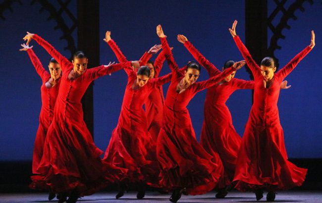 du-lich-chau-au-le-hoi-bienal-de-flamenco-sevilla