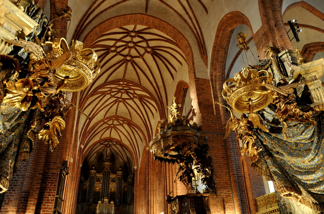 du lịch Stockholm - nhà thờ Stockholm Storkyrkan