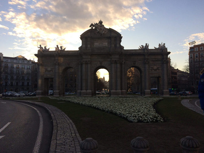 du lịch Madrid - Puerta de Acalá