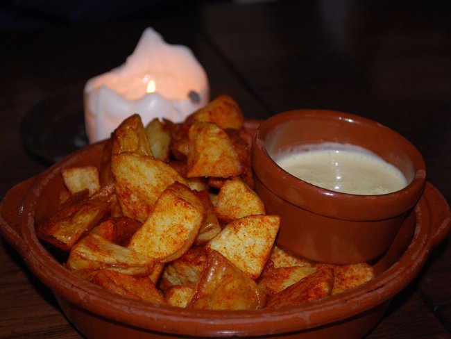 du lịch Tây Ban Nha - Patatas bravas