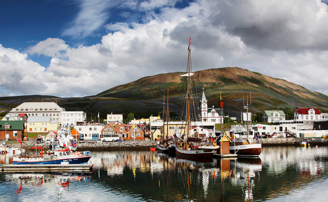 du lịch iceland tự túc - Húsavík