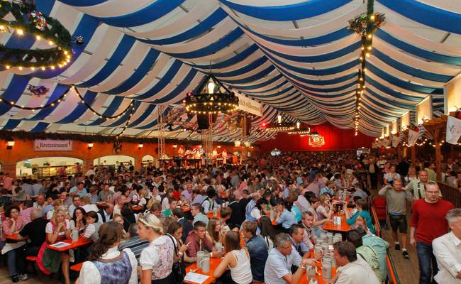 nước đức có gì nổi tiếng - oktoberfest