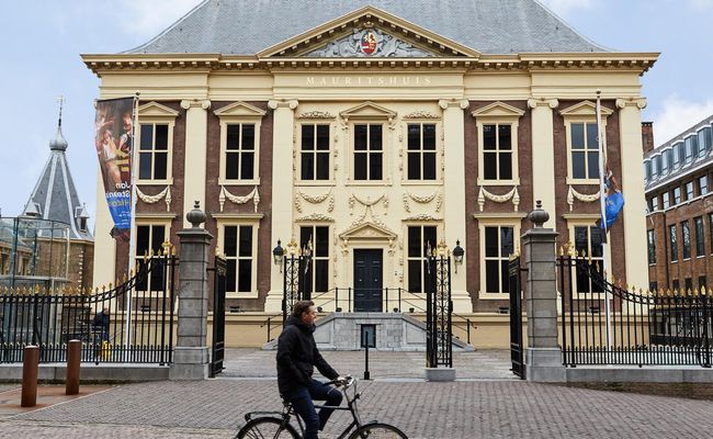 du lịch den haag - cung điện noordeinde