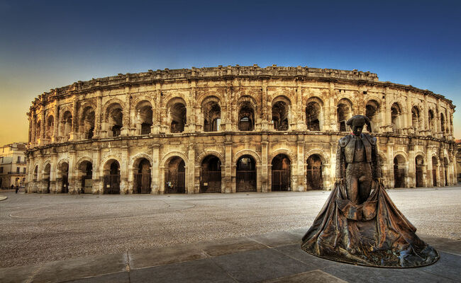 du lịch nimes - arenes