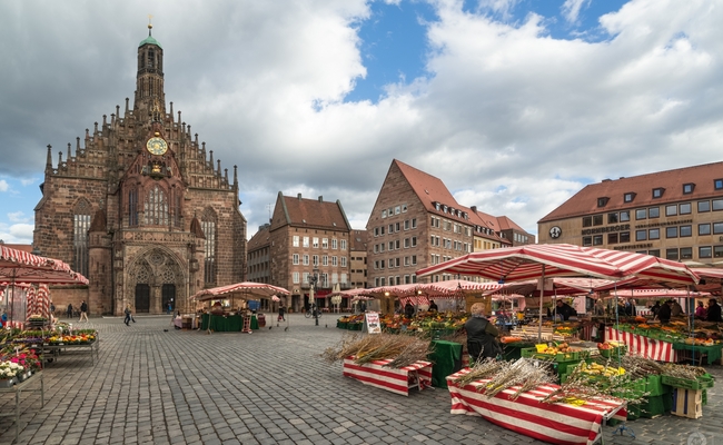 du lịch Nuremberg - Hauptmarkt