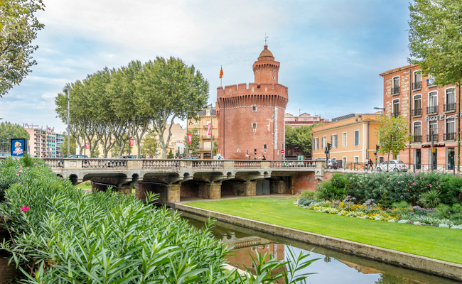 du lịch perpignan - mùa hè