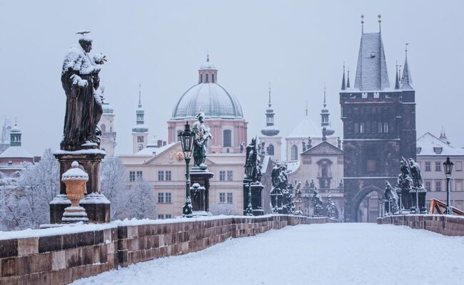 tháng 12 nên đi du lịch nước nào - Prague