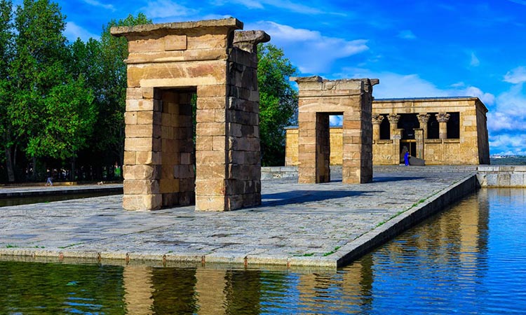 Đền thờ Debod 