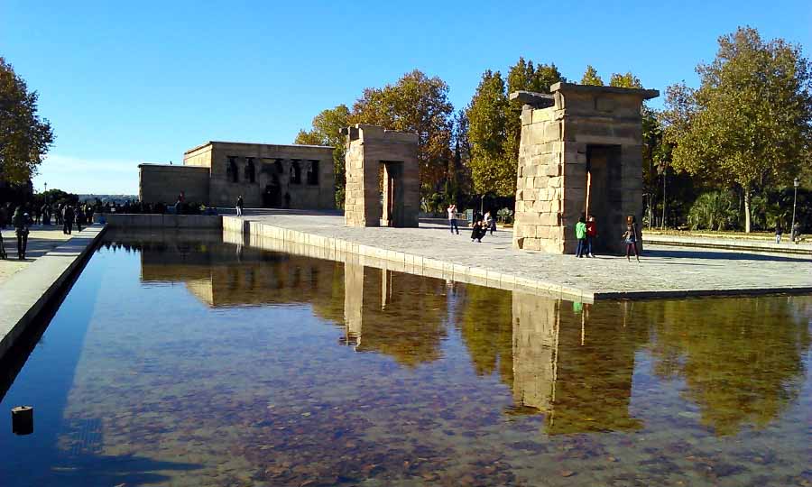 Đền thờ Temple of Debod