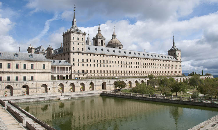 Lâu đài San Lorenzo de El Escorial