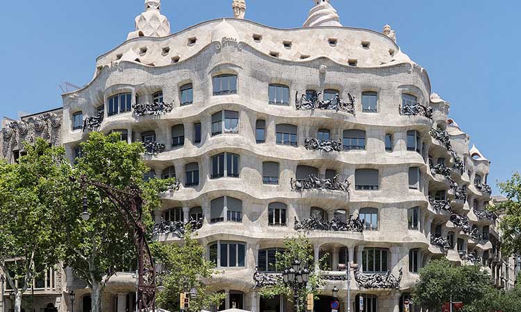 Ngôi nhà Casa Mila