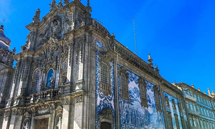 Nhà thờ Igreja do Carmo