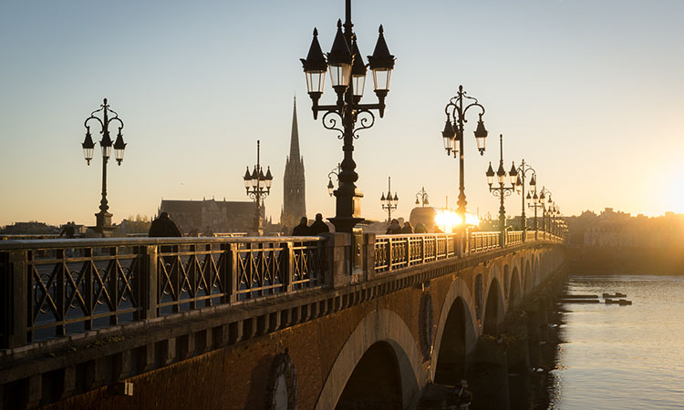 Cầu Pont de Pierre