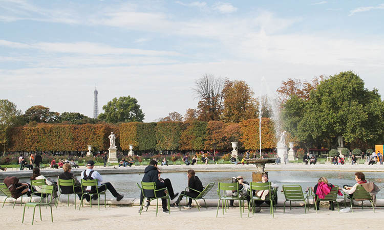 Nghỉ chân tại Tuileries