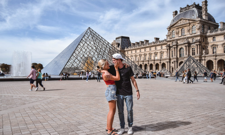 Bảo tàng Luvre, Paris