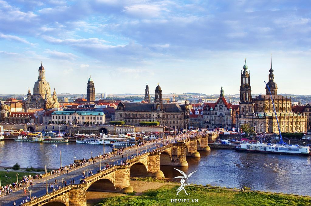 Dresden Silhouette